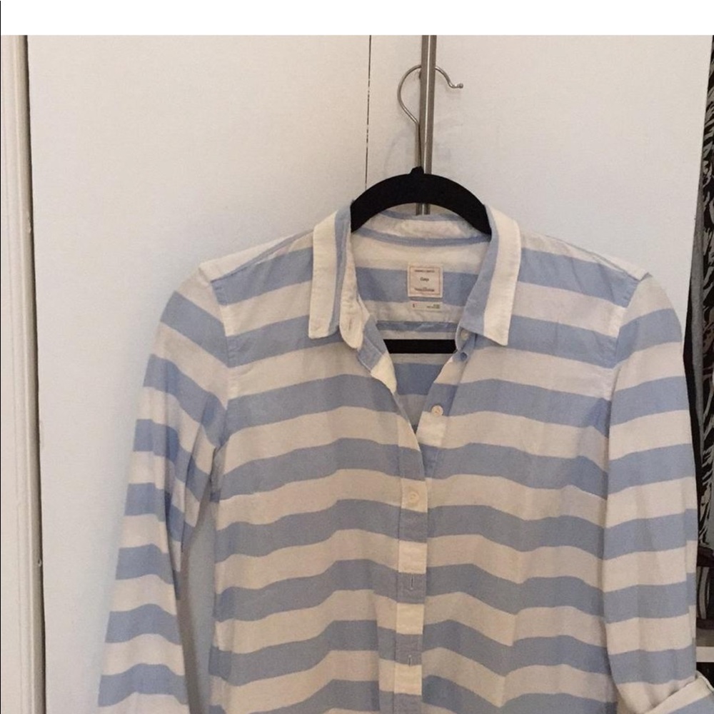 GAP striped button down - Picture 2 of 2